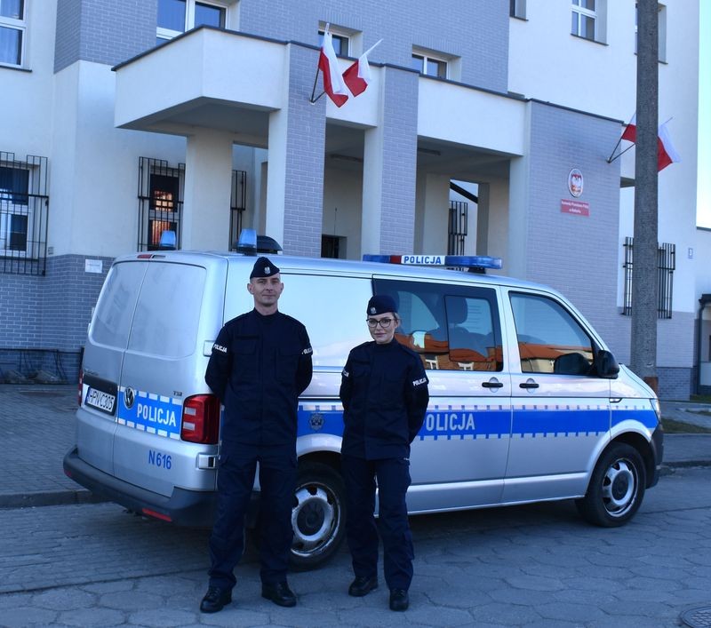Malbork. Nowi policjanci w komendzie – ty też możesz wstąpić do policji.