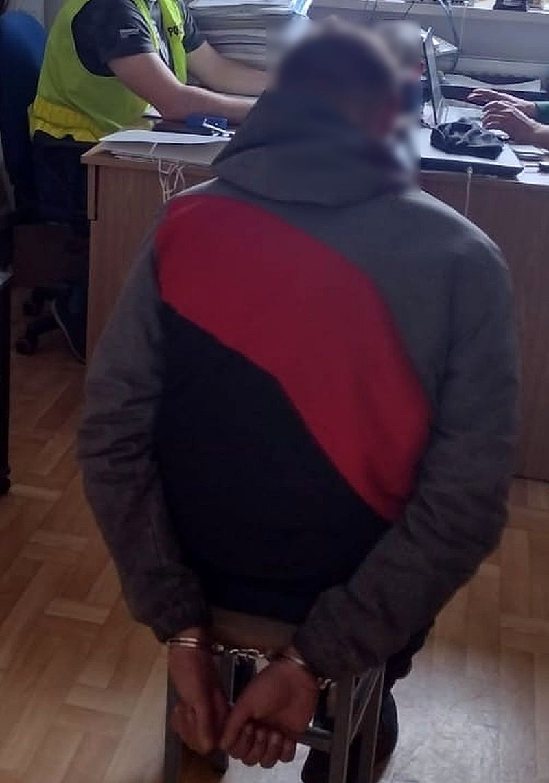 Malbork. Okradł sklep i pobił ekspedientkę – mężczyźnie grozi do 10 lat więzienia.