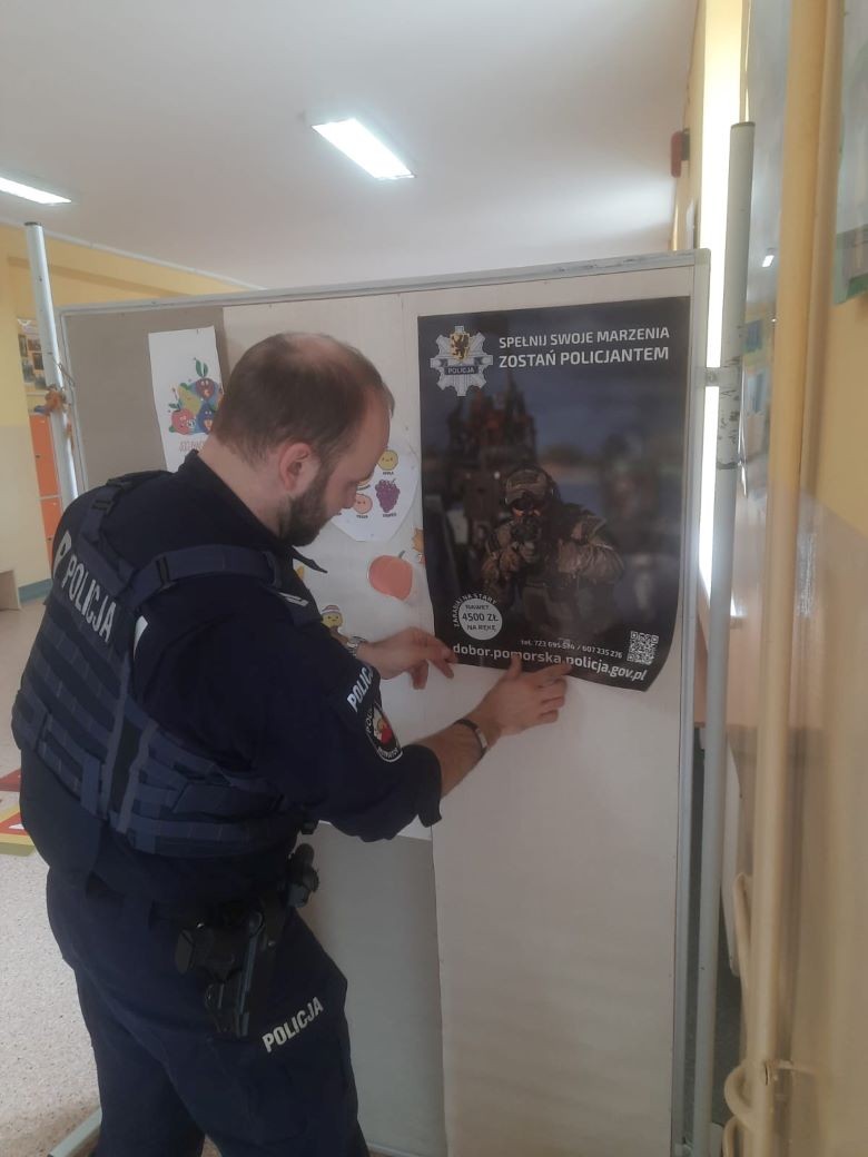 Sztum. Zostań pomorskim policjantem – sprawdź, jak to zrobić.