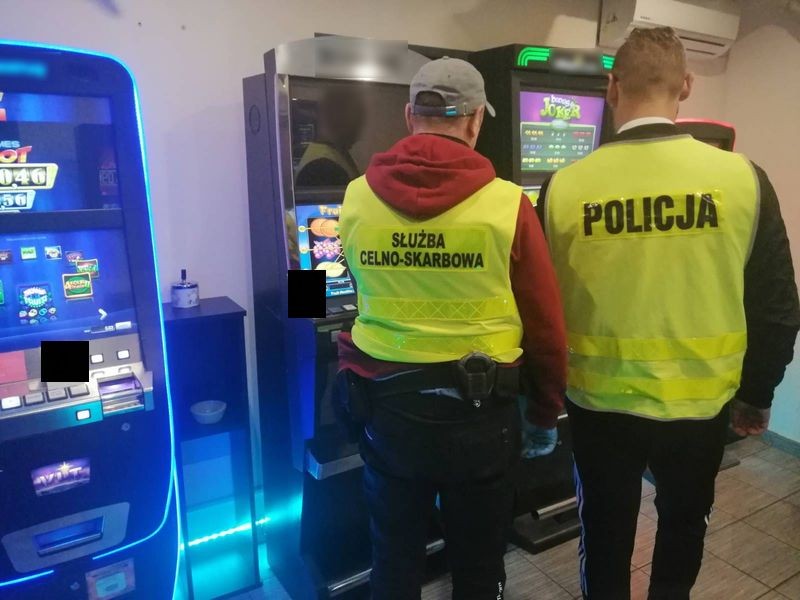 Malbork. Zabezpieczono nielegalne automaty hazardowe o wartości 84 tys. zł.