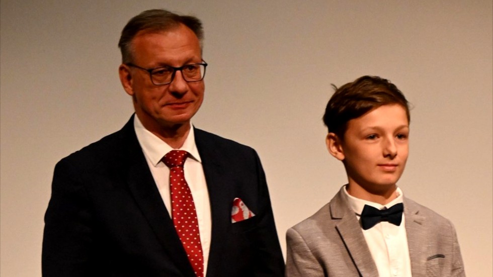 Nowy Dwór Gdański. Nagrody Pomorskiego Kuratora Oświaty wręczone.