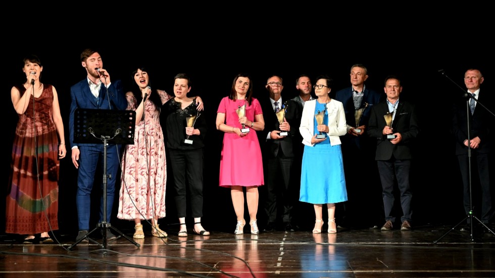 Nowy Dwór Gdański. Wręczono Nagrody Burmistrza – wśród laureatów Józef Sarnowski.