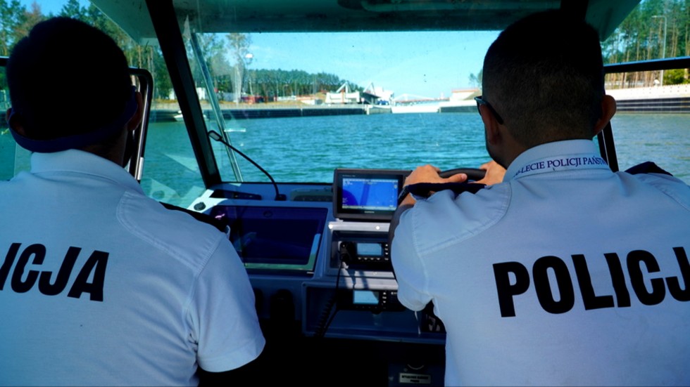 Mierzeja Wiślana. Policjanci ostrzegają – przekop nadal jest miejscem budowy.