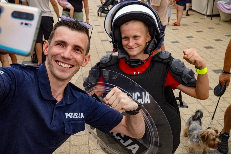 Krynica Morska. Co zrobić, by wakacje były bezpieczne? Piknik edukacyjno – profilaktyczny.