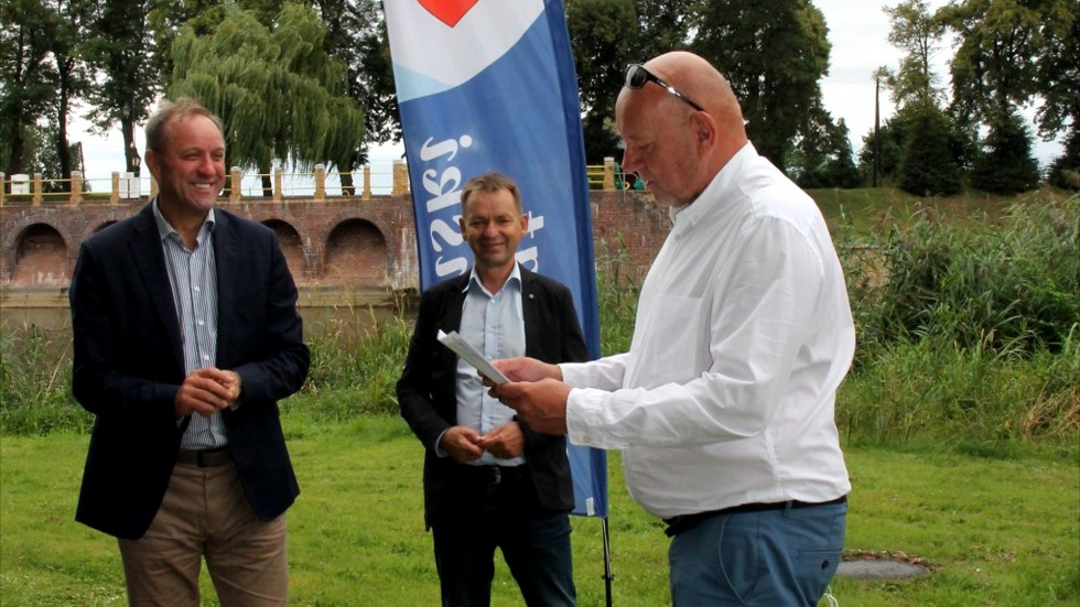 Marszałek Mieczysław Struk odznaczony Certyfikatem Honorowego Żeglarza Mariny Biała Góra.