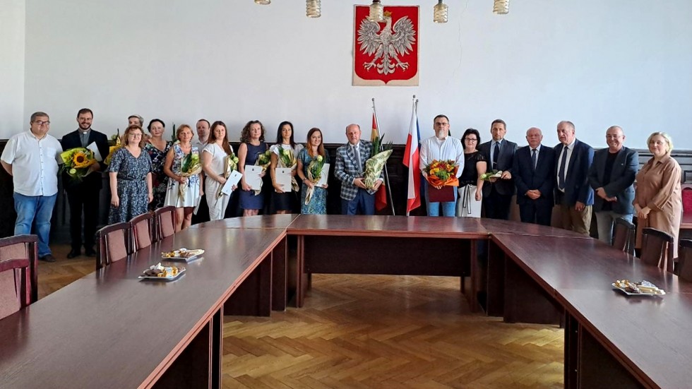 Malbork. Uroczyste wręczenie aktów nadania nauczycielom i dyrektorom szkół.