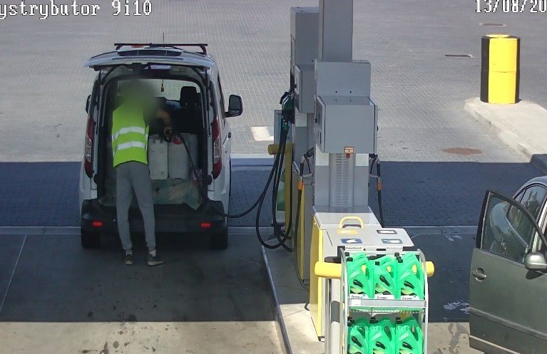 Nowy Dwór Gdański.  Ukradł 900 l oleju napędowego.
