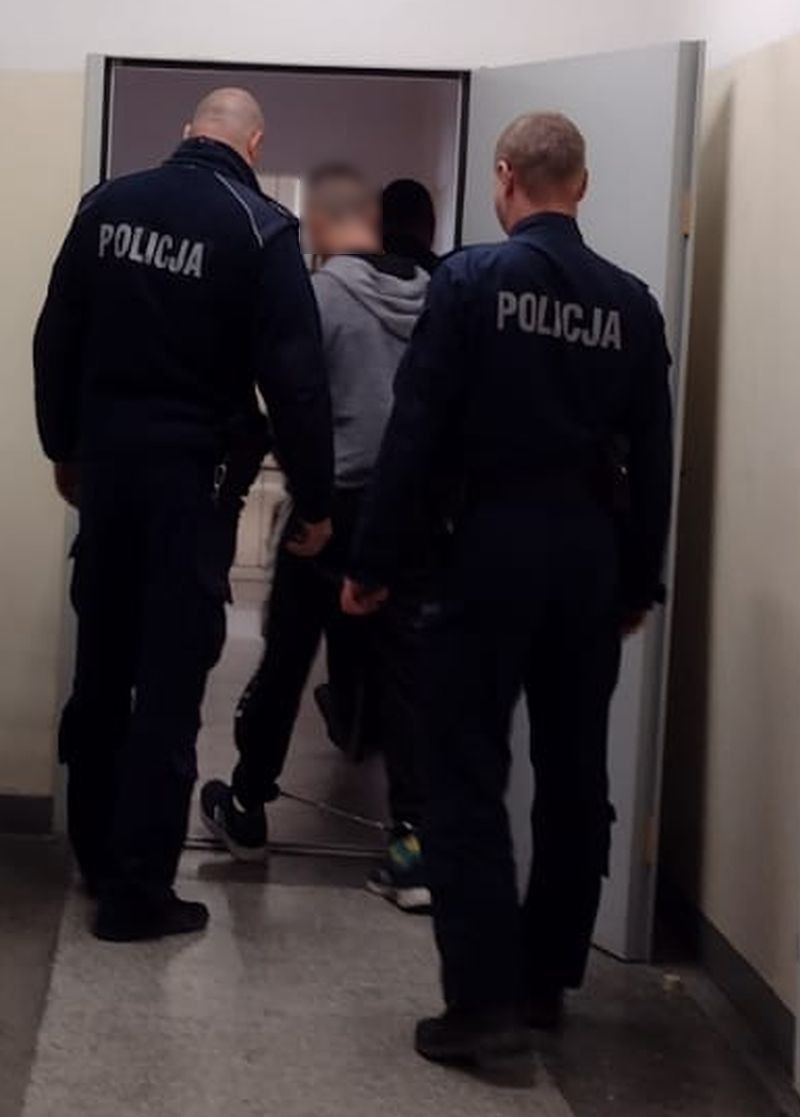Malbork. Napastował seksualnie kobiety na klatce schodowej. Grozi mu do 8 lat więzienia.