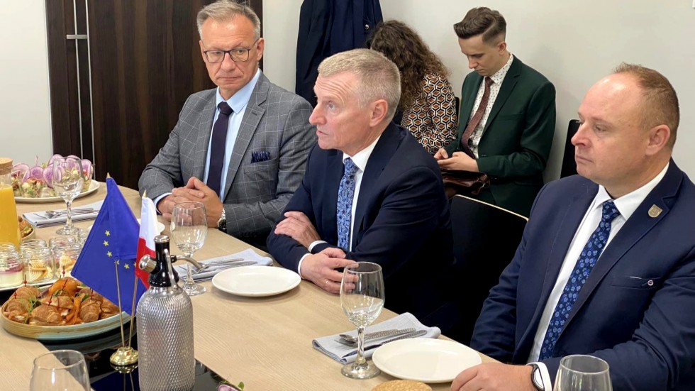 Nowy Dwór Gdański. Wizyta Marszałka Senatu RP Tomasza Grodzkiego.
