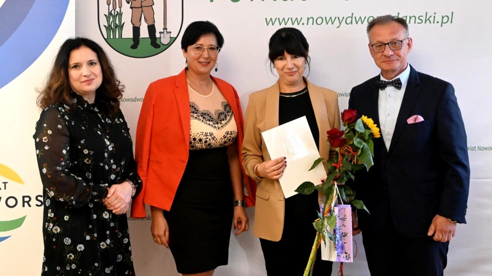 Nowy Dwór Gdański. Nagrody dla nauczycieli z okazji Dnia Edukacji Narodowej.