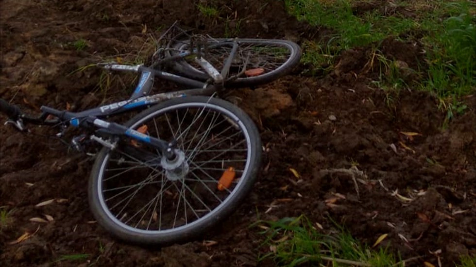 Gmina Nowy Dwór Gdański. Potrącony rowerzysta trafił do szpitala.
