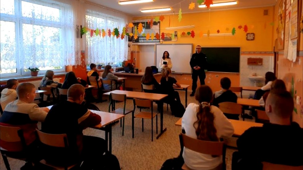 Powiat sztumski. Rozmawiali z młodzieżą o odpowiedzialności karnej.