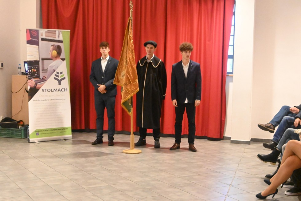 Nowy Dwór Gdański. Wręczono dyplomy czeladnicze.
