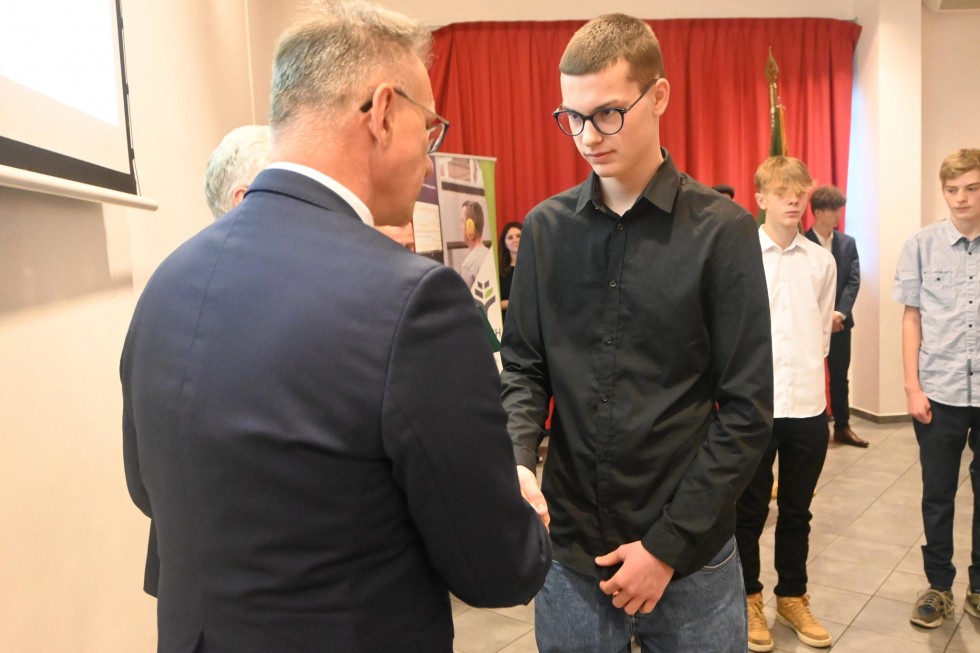Nowy Dwór Gdański. Wręczono dyplomy czeladnicze.
