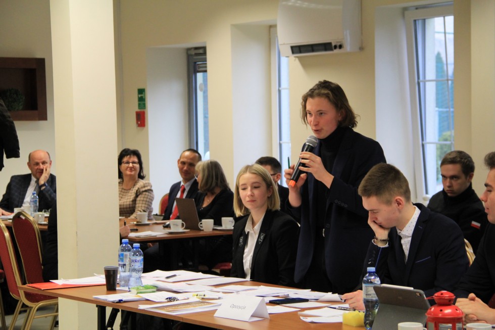 Malbork. Żuławy nie są dobrym miejscem do życia – debata oksfordzka szkolnej młodzieży.