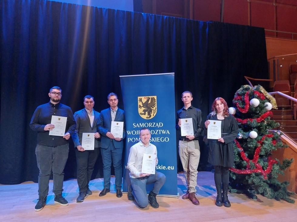 Malbork. Uczniowie Technikum nr 3 stypendystami Marszałka Województwa.