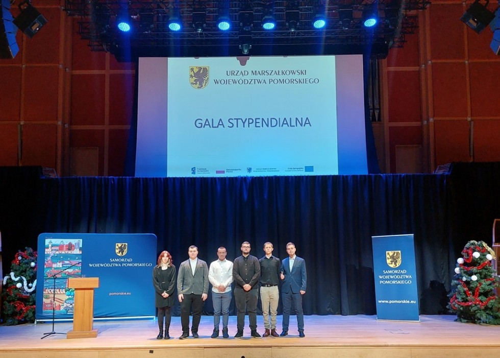 Malbork. Uczniowie Technikum nr 3 stypendystami Marszałka Województwa.