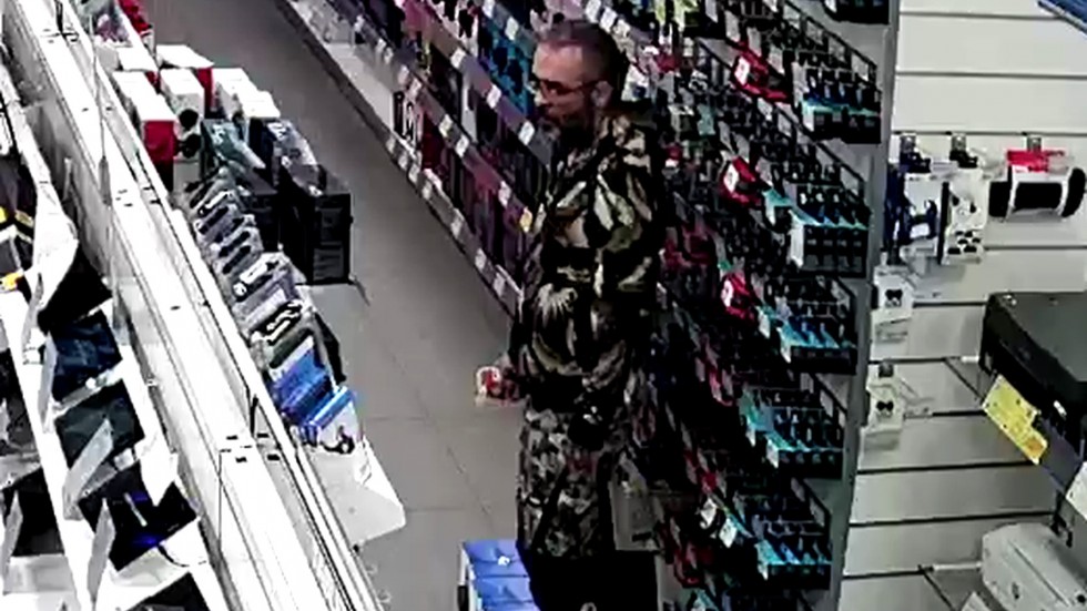 Malbork. Poszukiwany sprawca kradzieży – może rozpoznajesz go na zdjęciu?
