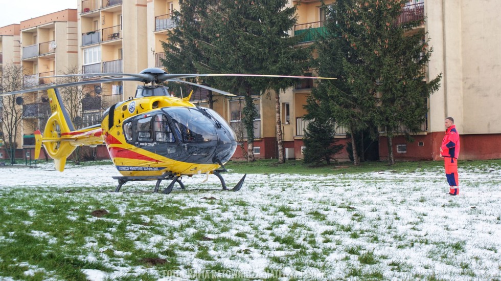 Nowy Dwór Gdański. Śmigłowiec LPR lądował na Osiedlu Wyszyńskiego.