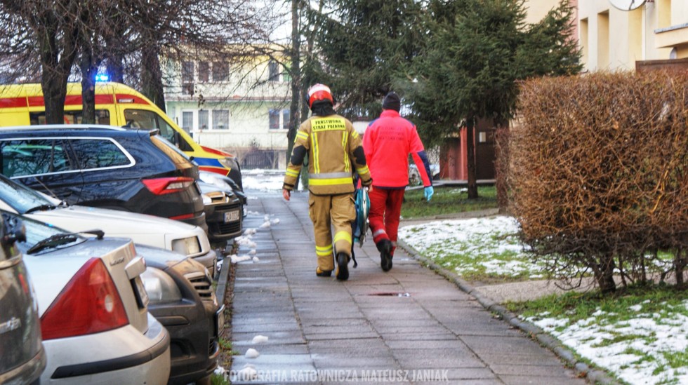 Nowy Dwór Gdański. Śmigłowiec LPR lądował na Osiedlu Wyszyńskiego.