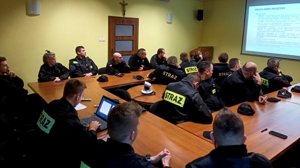 Nowy Dwór Gdański. Zakończenie szkolenia KDR dla strażaków ochotników.