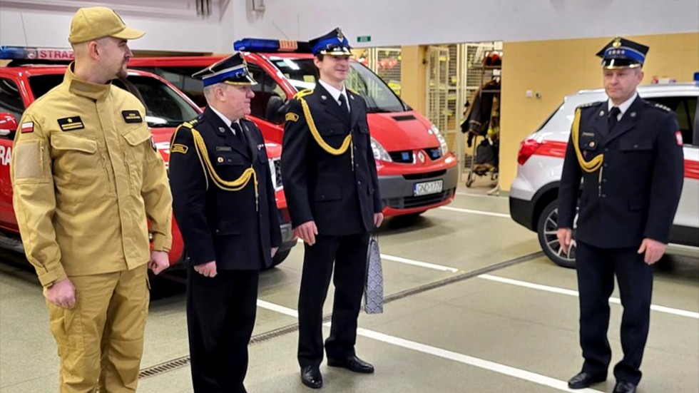 Nowy Dwór Gdański. Pożegnanie u strażaków – na emeryturę odszedł st. ogn. Andrzej Bednarski.