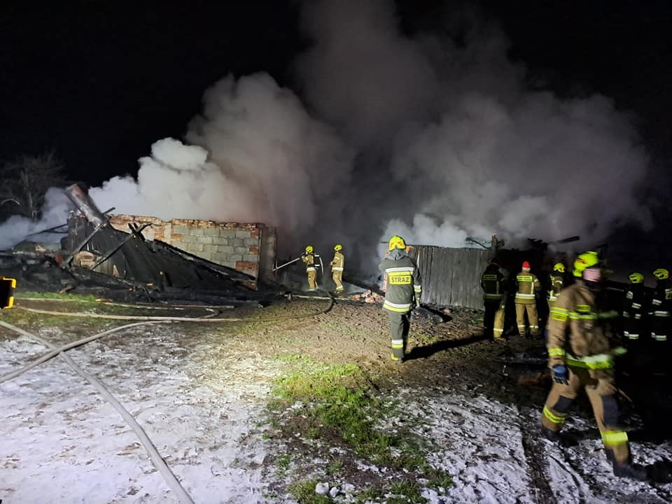 Powiat sztumski. Pożar garażu i stodoły w Żuławce Sztumskiej.