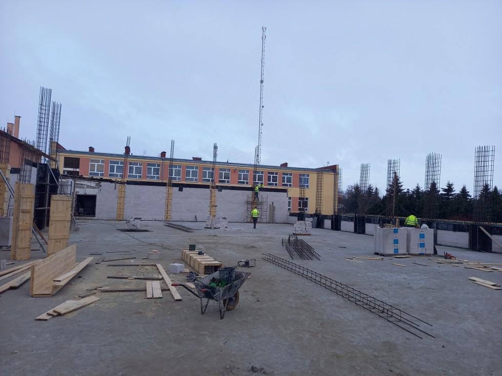 Miłoradz. Trwa budowa nowej sali sportowej.