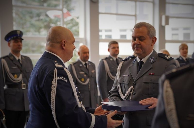 Malbork. Pożegnania w policji – na emeryturę odeszli podinsp. Krzysztof Borkowski i asp. sztab. Leszek Topór.