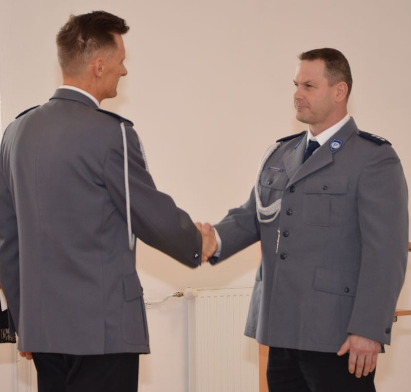 Malbork. Pożegnania w policji – na emeryturę odeszli podinsp. Krzysztof Borkowski i asp. sztab. Leszek Topór.