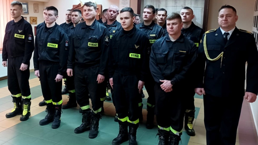 Sztum. Podwójna uroczystość u strażaków – ślubowanie i pożegnanie.