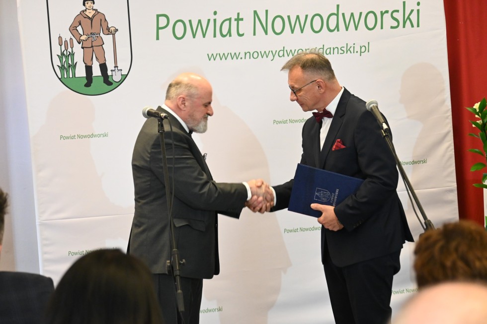 Nowy Dwór Gdański. Nagrody Starosty wręczone. Poznaj laureatów.