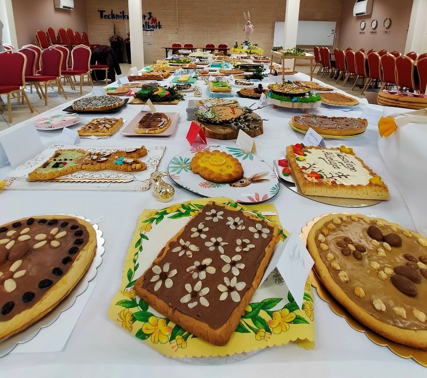 Malbork. Dzień Otwarty i konkurs na wielkanocnego mazurka w Technikum nr 3.