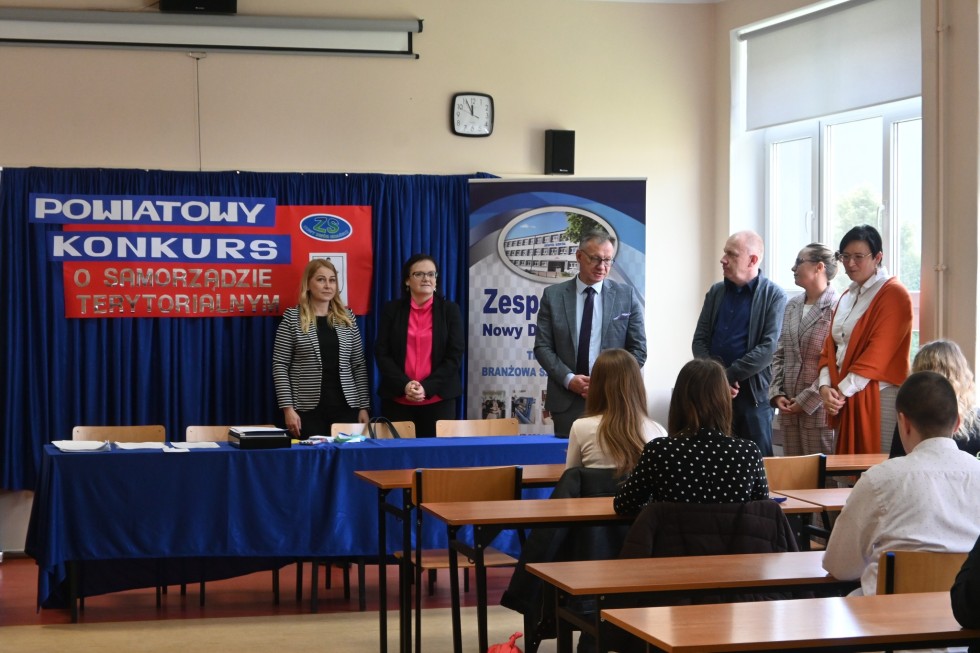 Nowy Dwór Gdański. Konkurs Wiedzy o Samorządzie Terytorialnym – znamy laureatów powiatowego etapu.