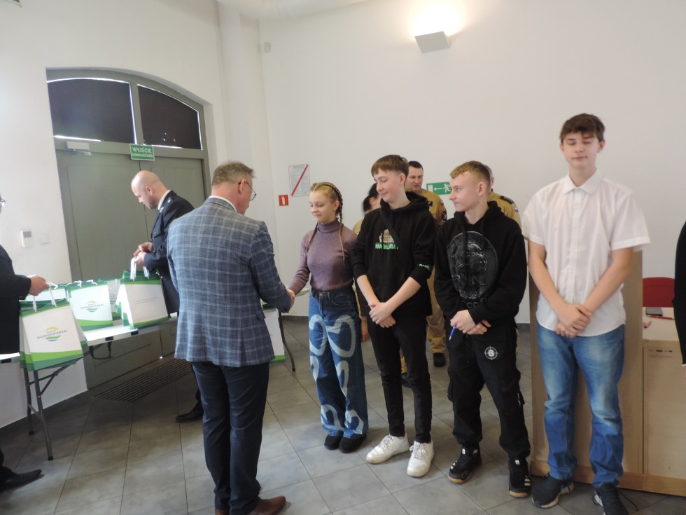 Nowy Dwór Gdański. Znamy laureatów powiatowych eliminacji konkursu wiedzy pożarniczej.
