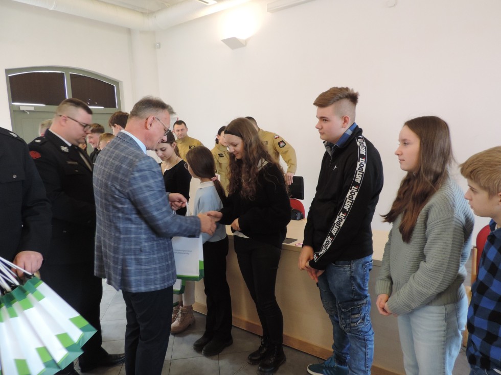 Nowy Dwór Gdański. Znamy laureatów powiatowych eliminacji konkursu wiedzy pożarniczej.