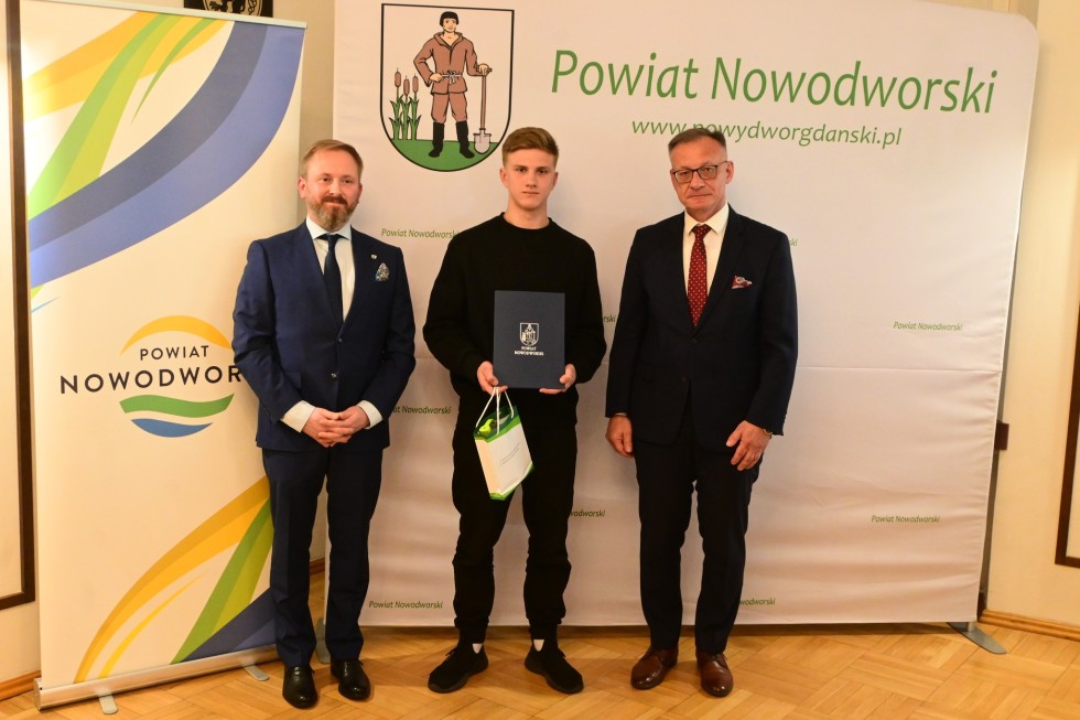 Nowy Dwór Gdański. Wręczono Nagrody Sportowe 2022.