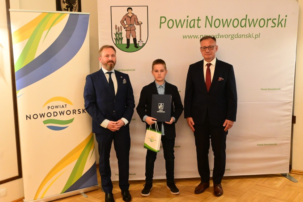 Nowy Dwór Gdański. Wręczono Nagrody Sportowe 2022.