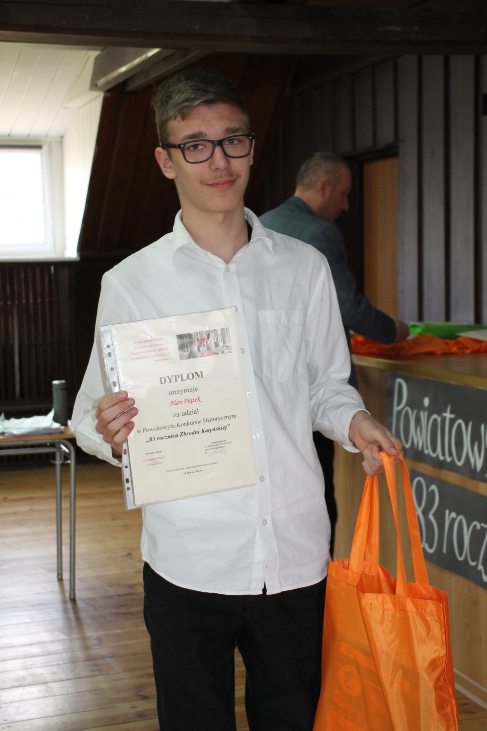 Powiat sztumski. Poznajcie laureatów konkursu wiedzy o zbrodni katyńskiej.