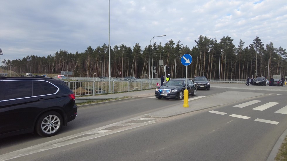 Nowy Dwór Gdański. Policjanci zabezpieczali wizytę Prezydenta RP podczas ćwiczeń ZALEW-23.