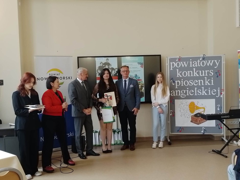 Nowy Dwór Gdański. Powiatowy Konkurs Piosenki Angielskiej – poznaj najlepszych wykonawców.