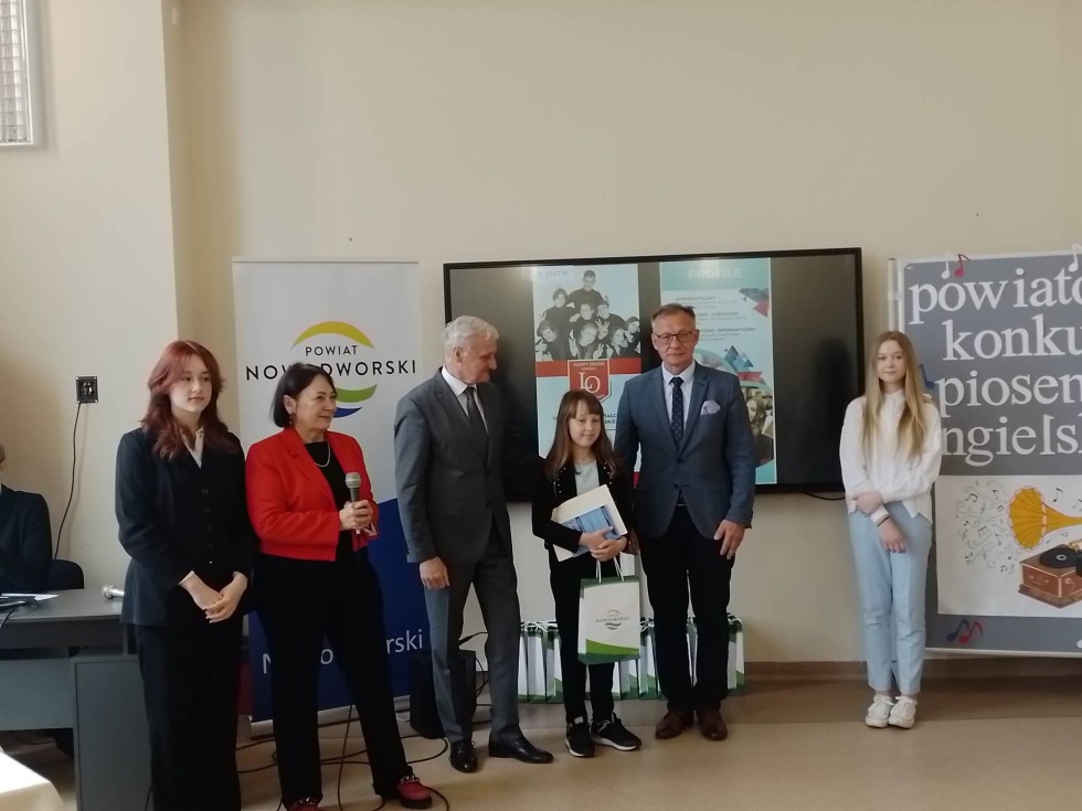 Nowy Dwór Gdański. Powiatowy Konkurs Piosenki Angielskiej – poznaj najlepszych wykonawców.