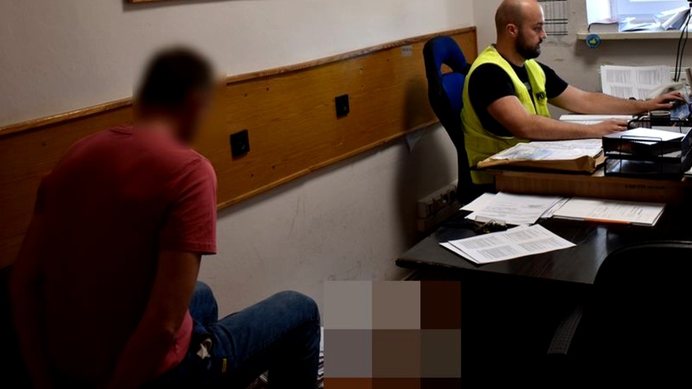 Mieli przy sobie ponad kilogram narkotyków – grozi im do 10 lat więzienia.