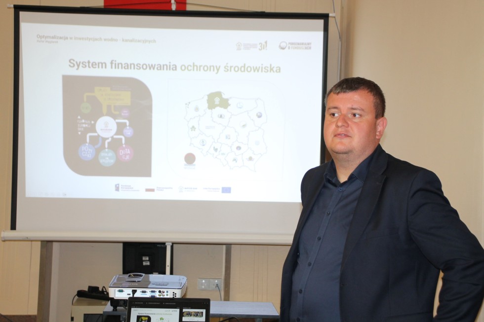 Sztum. Słoneczne Dachy – strażacy będą mieli panele fotowoltaiczne. Podpisano stosowną umowę.