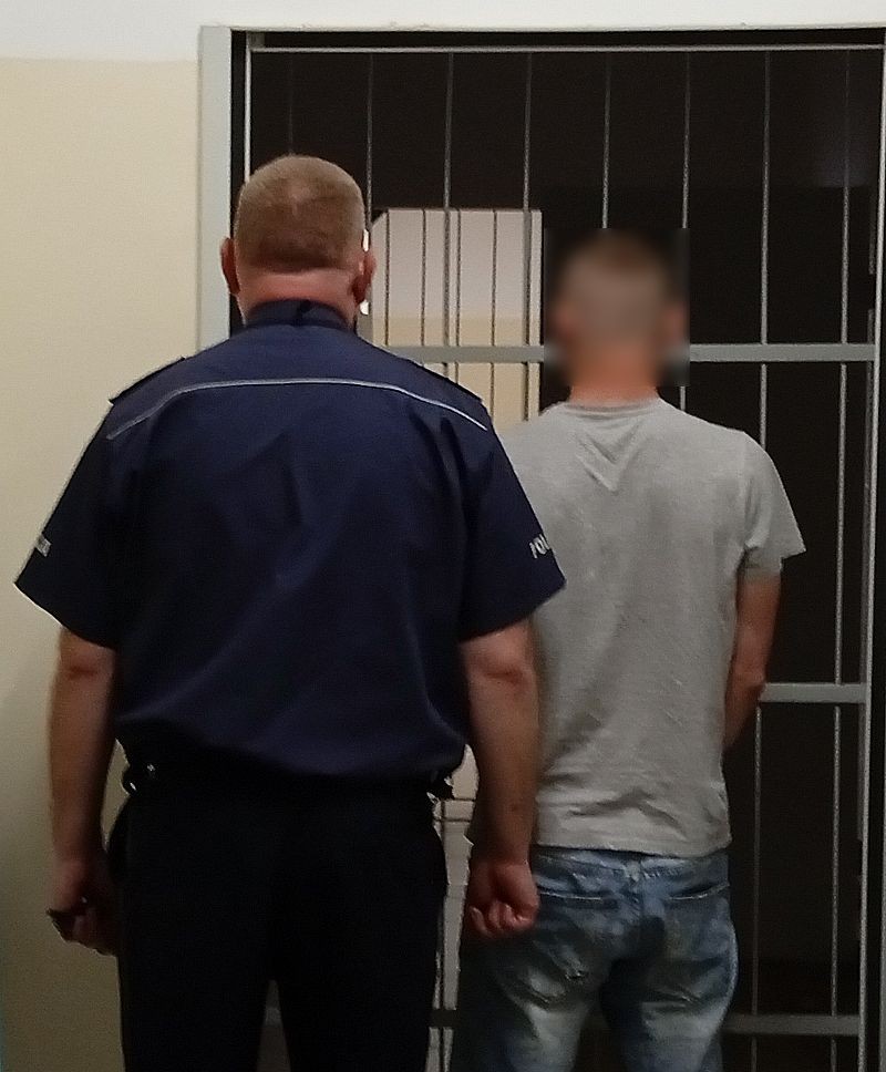 Malbork. Okradł osiedlowy sklep – grozi mu do 10 lat więzienia.