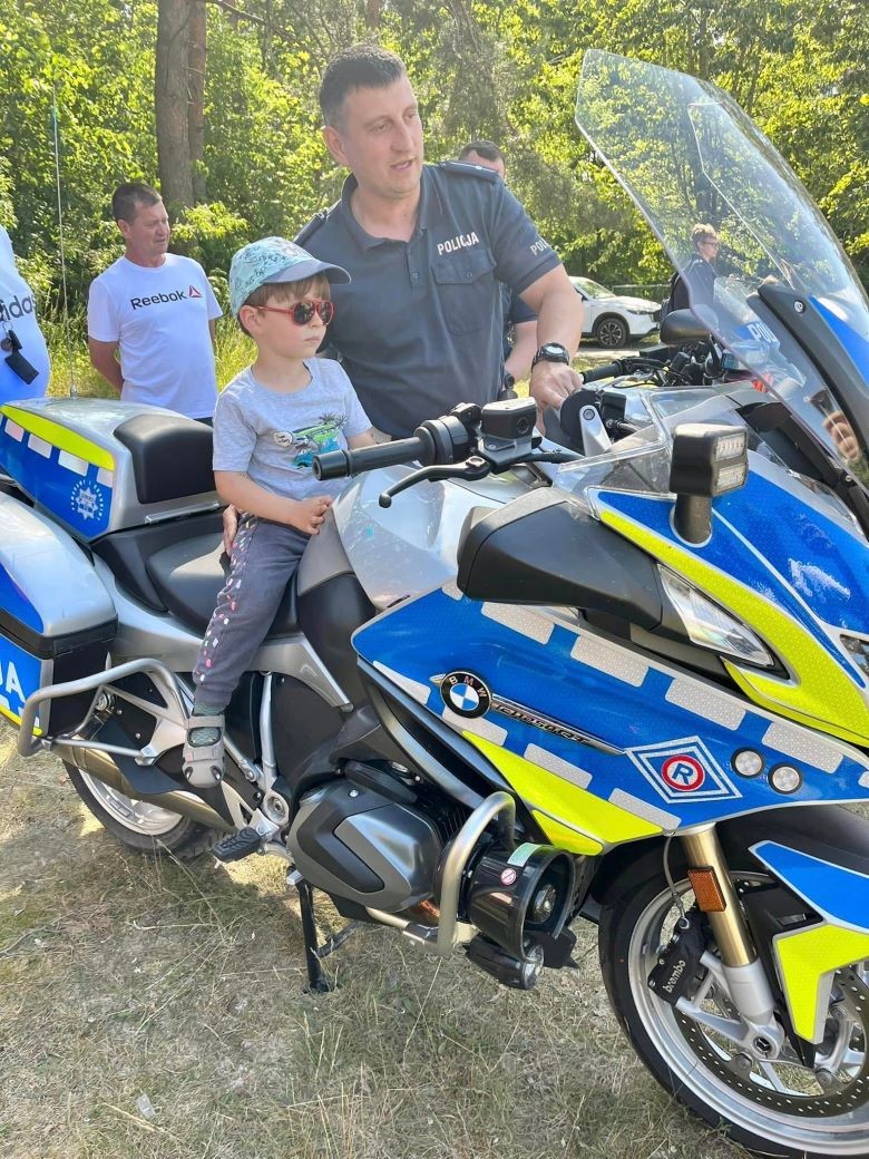 Powiat sztumski. Policjanci promowali swój zawód na festynie.