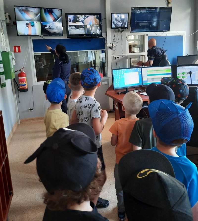 Malbork. Przedszkolaki z odwiedzinami w Komendzie Powiatowej Policji.