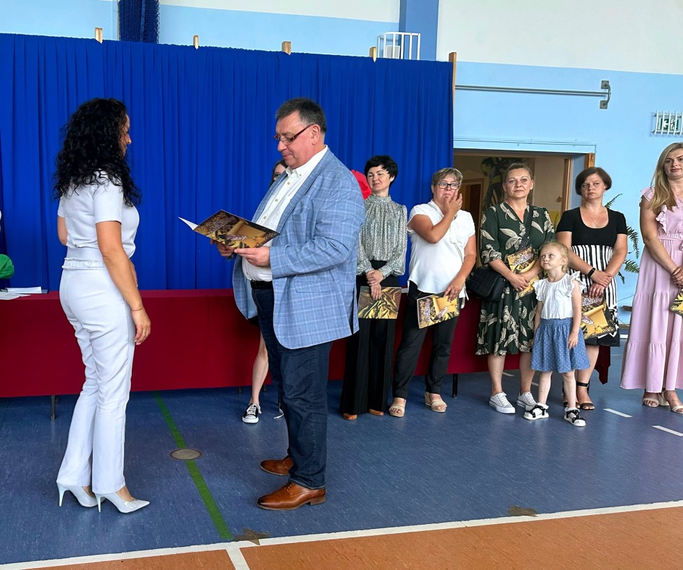 Stare Pole. Pożegnanie klas ósmych Szkoły Podstawowej.