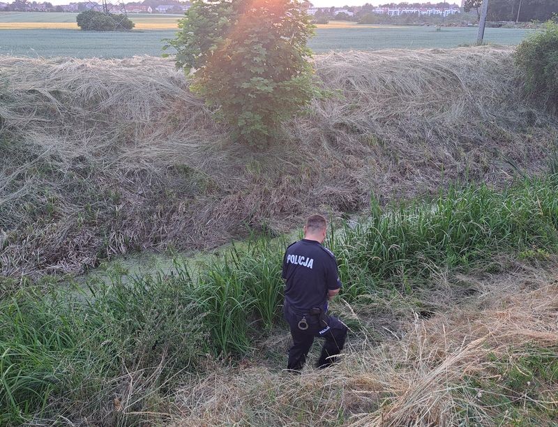 Malbork. Chciał odebrać sobie życie – uratowali go policjanci.