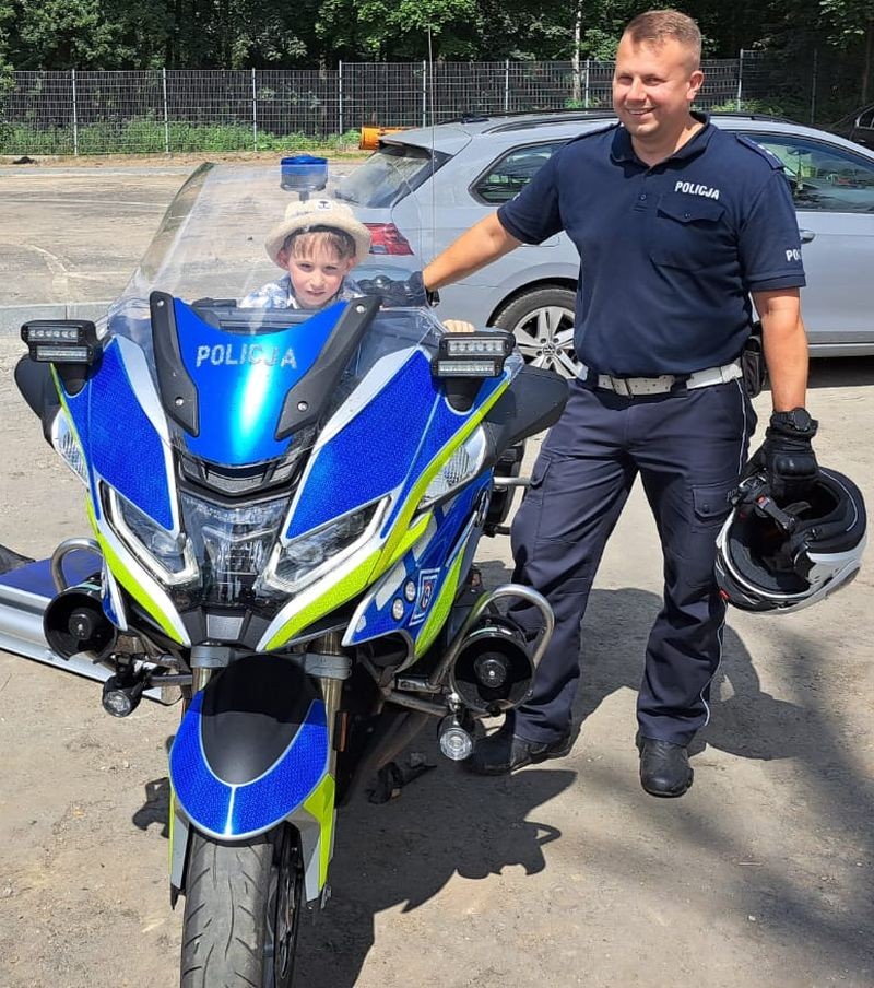 Malbork. Policjanci na pikniku Pomezanii.
